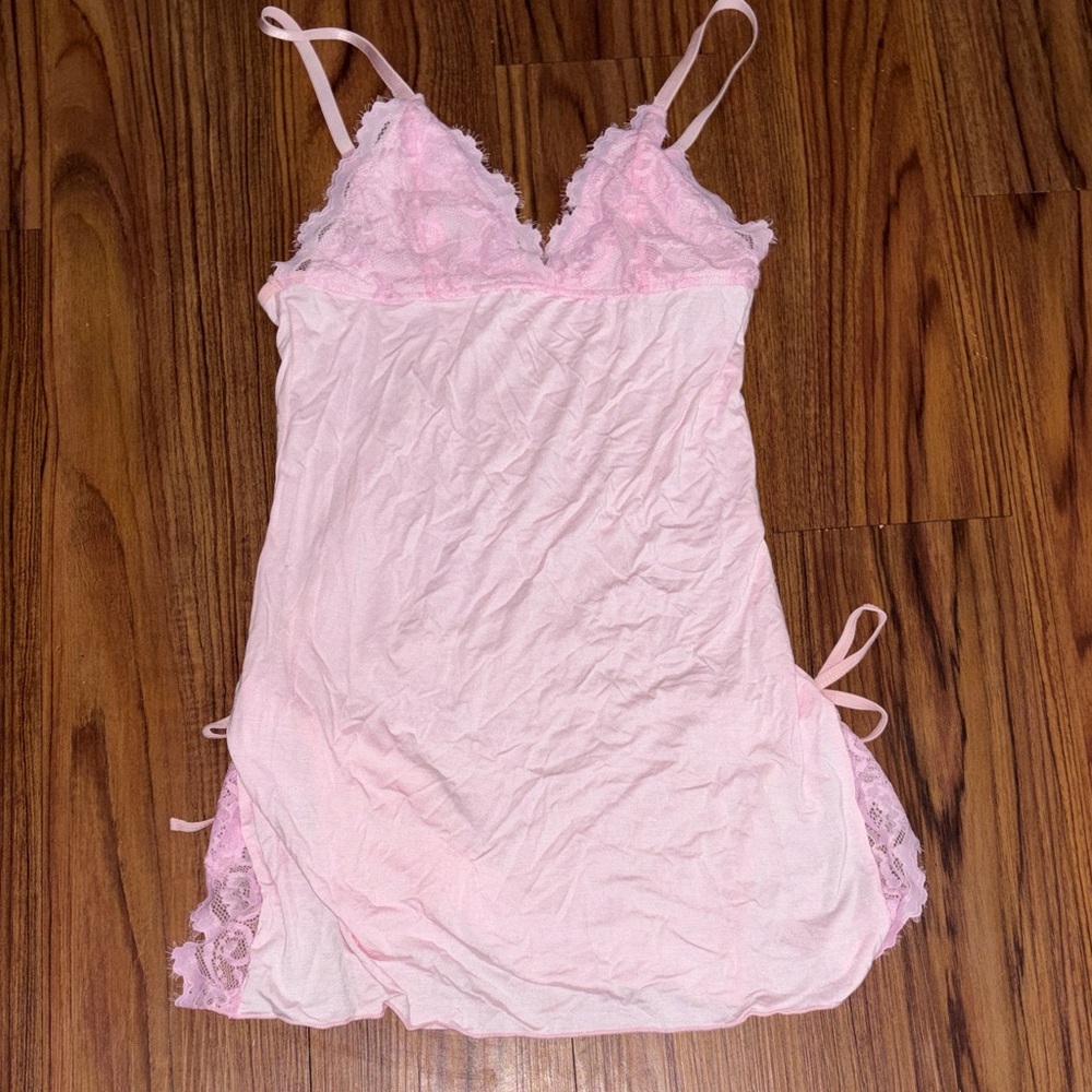 Delicate Pink Lace Trim Chemise